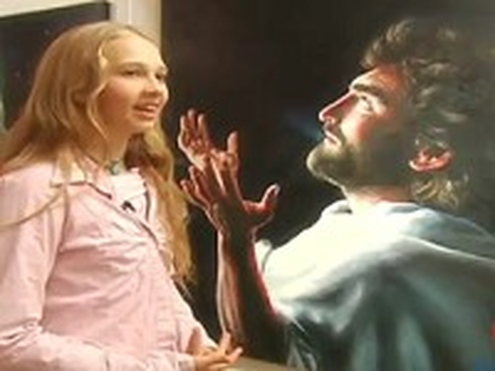 12 Year Old Prodigy Paints her Visions of Heaven