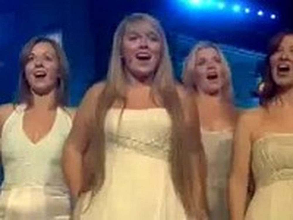 Celtic Woman's Amazing Rendition of O Holy Night