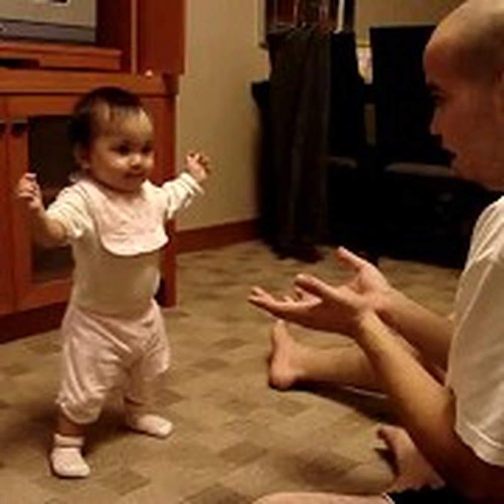 Mommy Catches her Baby's First Steps on Tape