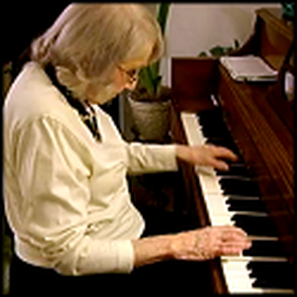 91 Year Old Woman Rocks Out on the Piano
