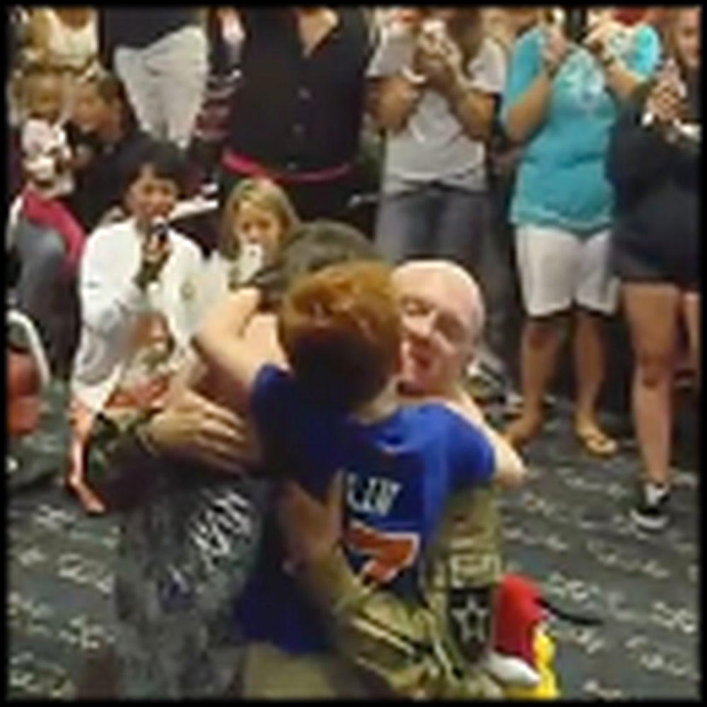 Crowd Cheers at the Airport When a Soldier Reunites with his Family