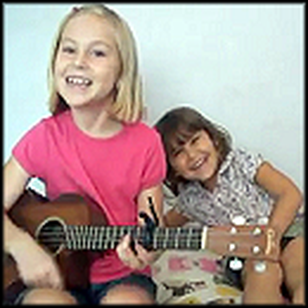 Adorable Sisters Sing a Song That Will Melt Your Heart