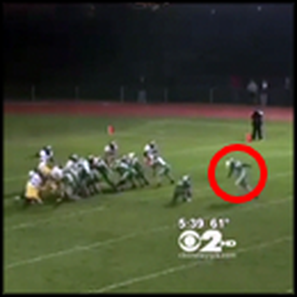 Teen with Autism Does the Unbelievable in this Football Game
