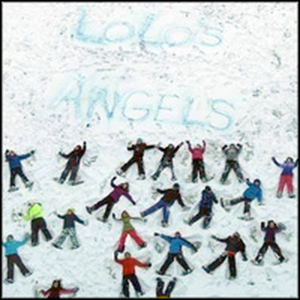 5th Graders Spend Snow Day Making Angels for Their Sick Classmate