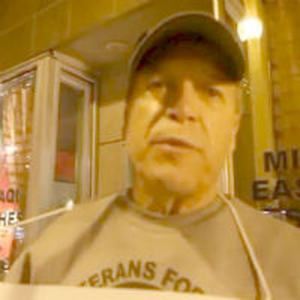 Veterans Protest In Iraqi Restaurant After Their Windows Get Smashed