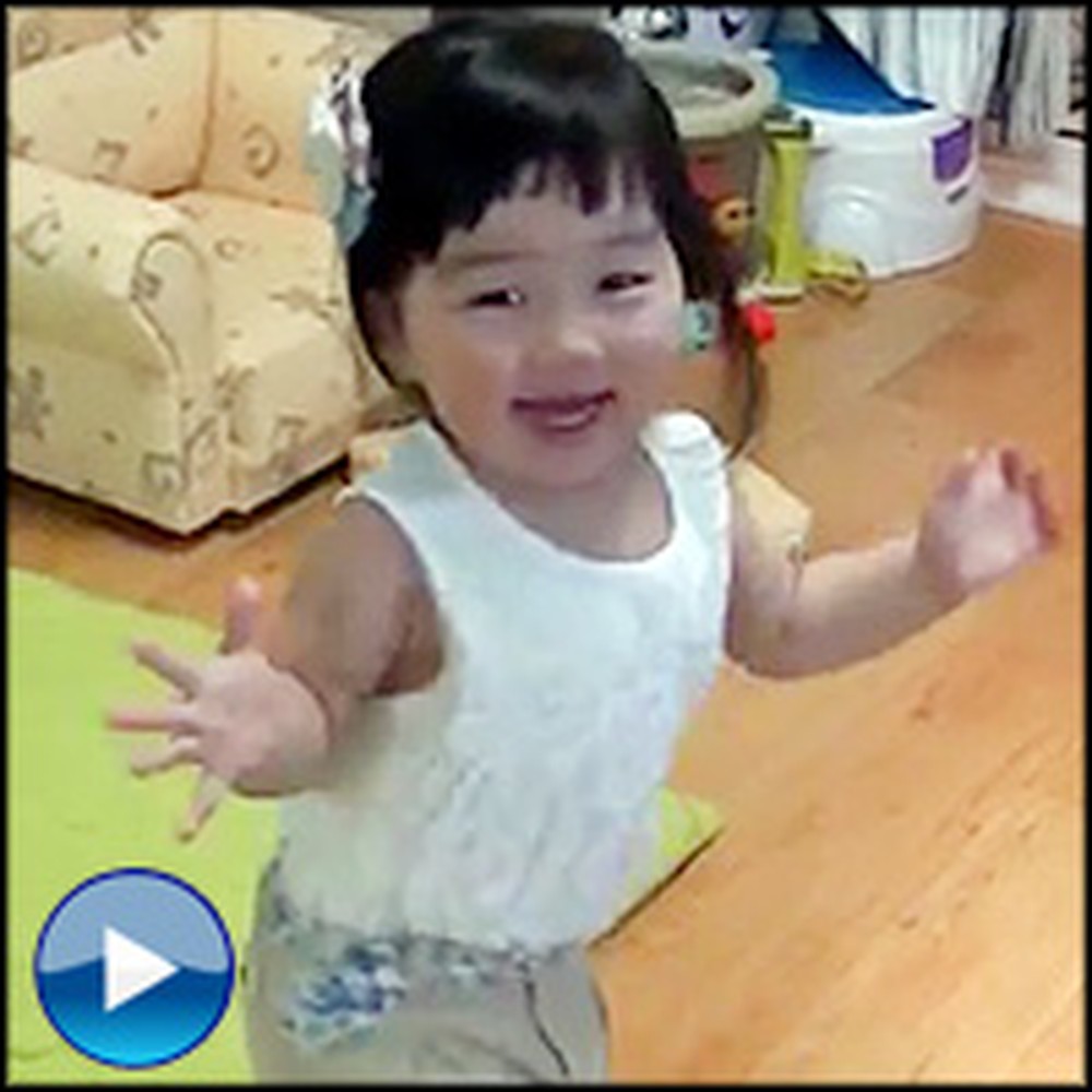 Cute Baby Girl Has the BEST Reaction to Seeing Her Daddy on Skype