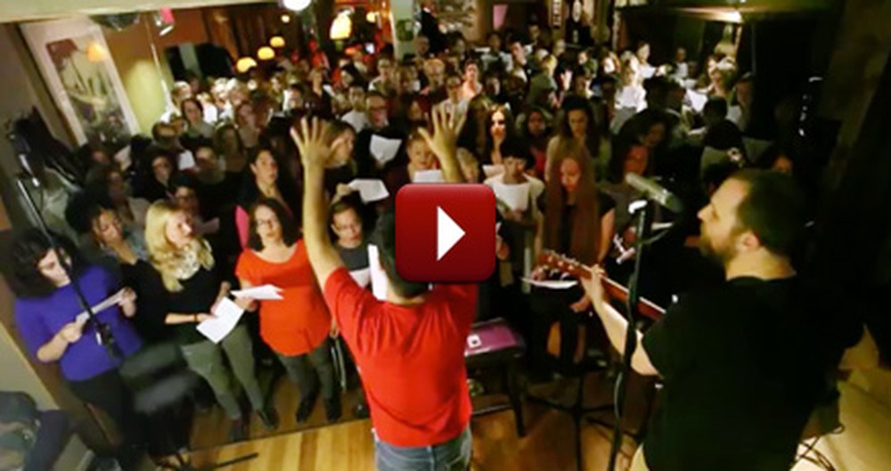 Watch This Gigantic, Surprise Choir Performance of Hallelujah