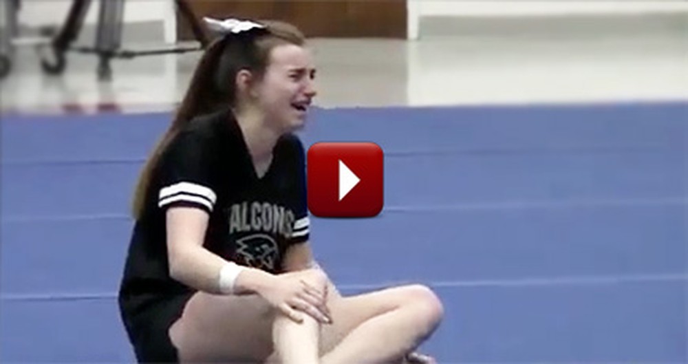 When This Cheerleader Spotted her Dad, She Collapsed Into Tears of Joy