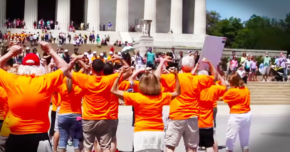 This Flash Mob Transformed The Nation's Capitol For a Great Cause. By 4:30 I Was Dancing With Them! 