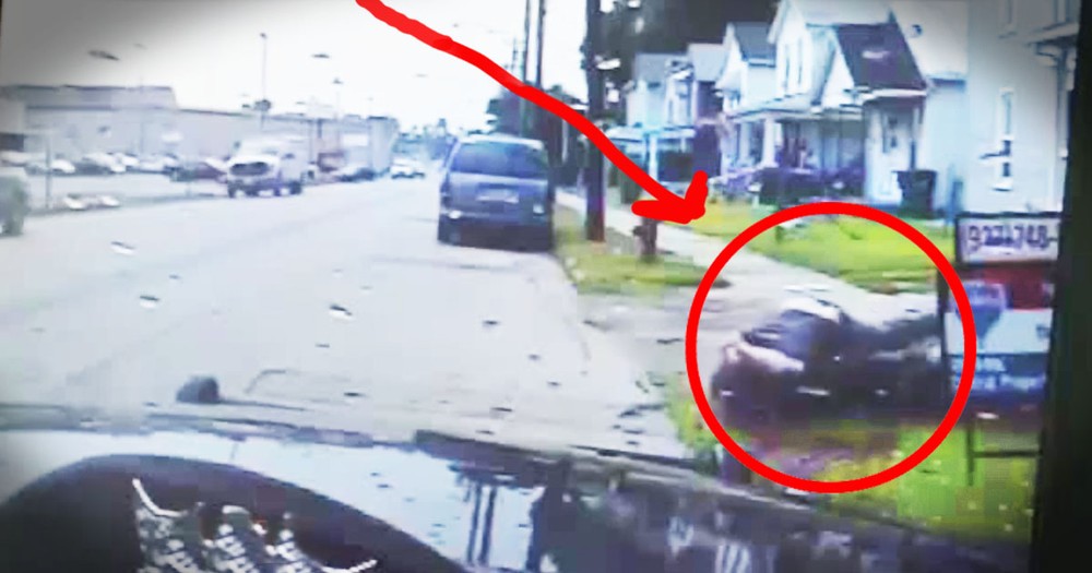 2 Good Samaritans Put Their Lives On The Line For A Man Who Does That Everyday For Them. Whoa!
