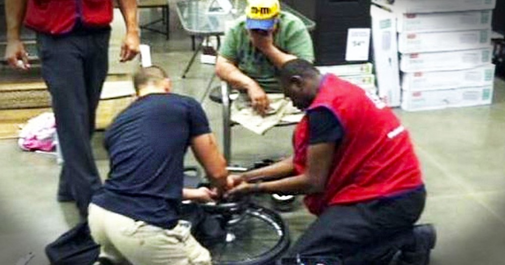 Veteran Waited On New Wheelchair For 2 Years, Then Lowe's Employees Stepped In