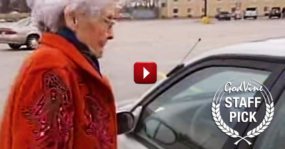 92 Year Old Woman Stops an Attacker by Using God's Word