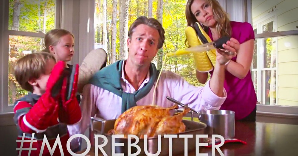 Funny Dad Sings A Thanksgiving Song About Getting Kicked Out Of The Kitchen