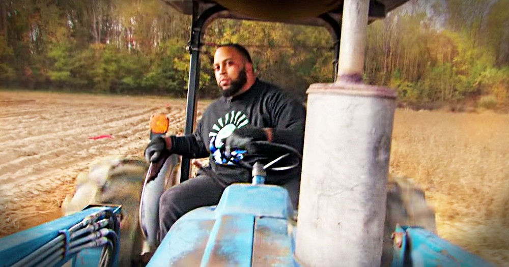 NFL Player Leaves MILLIONS To Farm For The Hungry