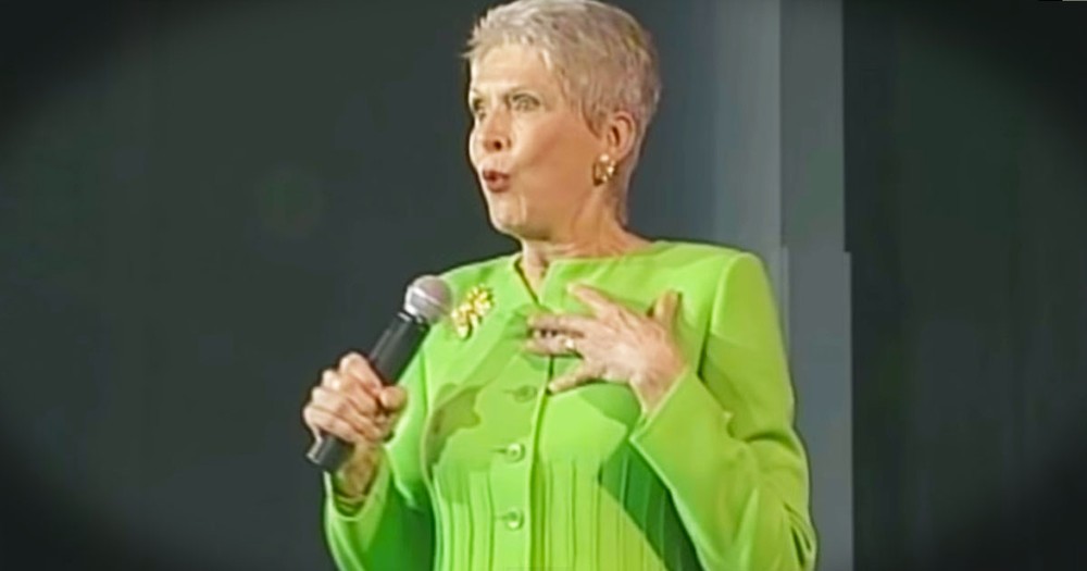 Comedian Jeanne Robertson's Hilarious Account of Her Husband vs. a Nighttime Intruder