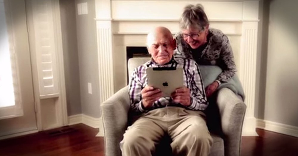These Seniors Almost Gave Up On The Internet Until These Teens Stepped In!