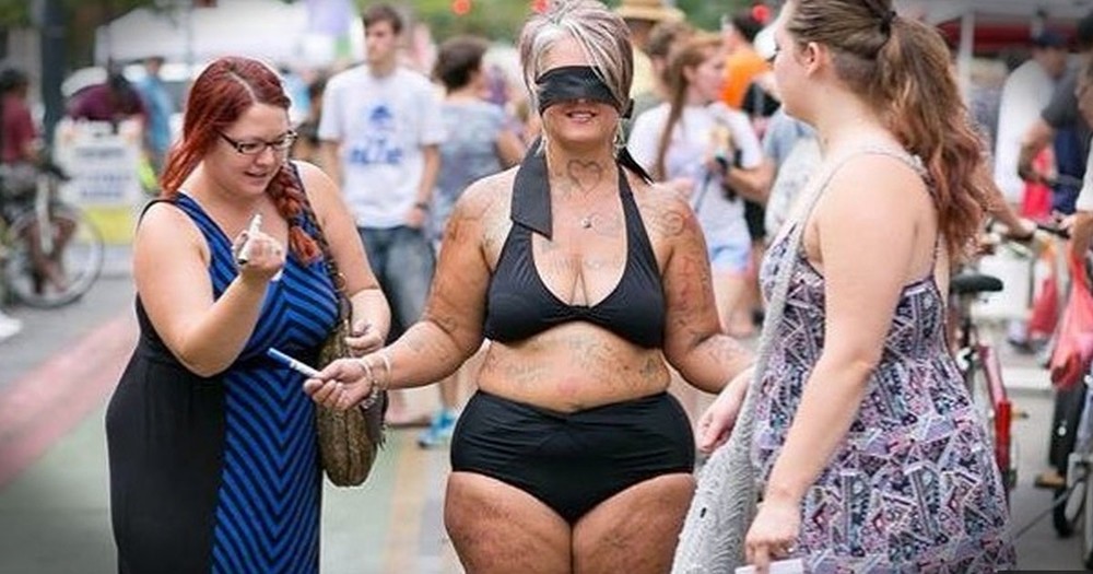 Mom Shocked Strangers With A Lesson About 'Fat' And Love!