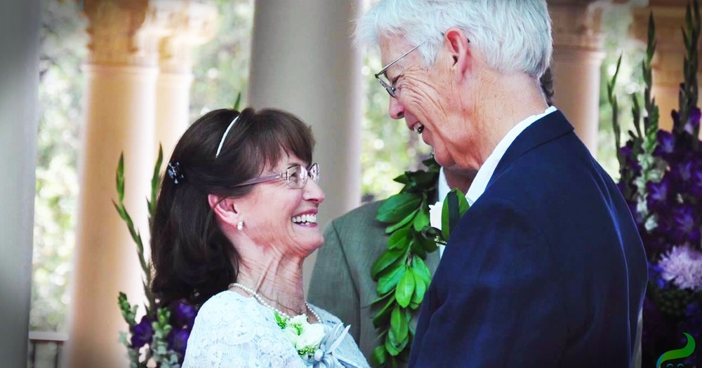 Long Lost Sweethearts Find Love After 50 Years Apart
