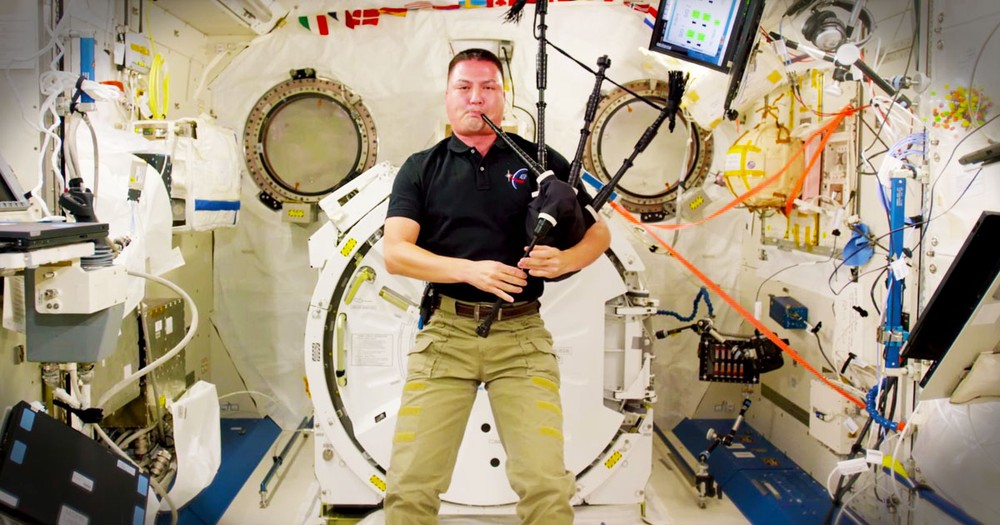 Astronaut Playing 'Amazing Grace' On Bagpipes Is Out Of This World