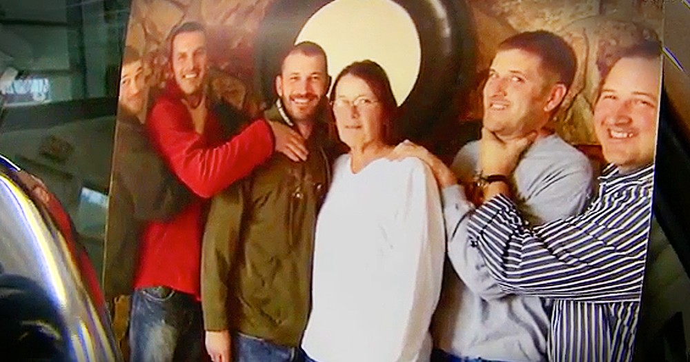 Sons' Surprise For Their Mother With Alzheimer's Will Leave You In Tears