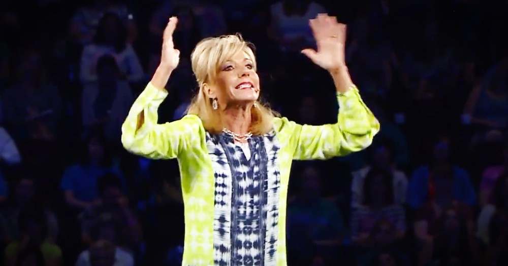 Beth Moore's Tips For Praying When Your Family Is Under Attack Are Incredible 