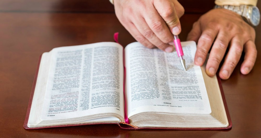 15 Lies Satan Tells You About Scripture