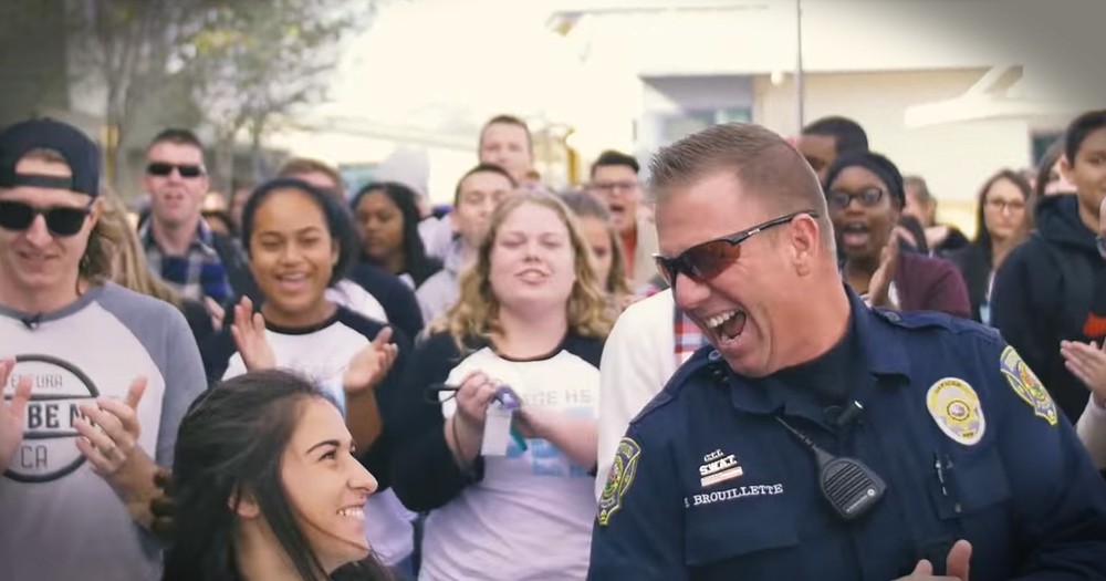 Students Surprise Their Favorite Police Officer With A Huge Flash Mob