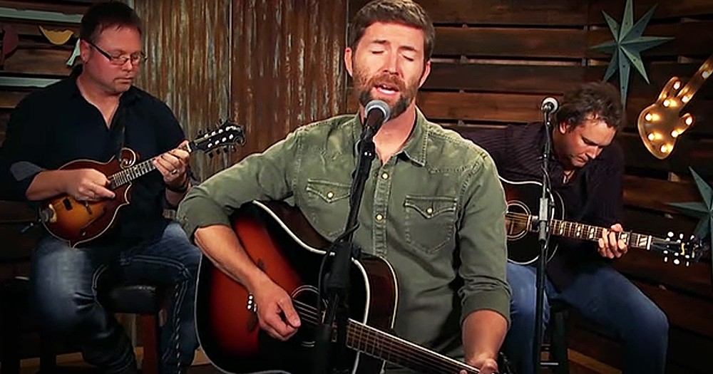 Country Singer Josh Turner Covers Classic Randy Travis Song 'Three Wooden Crosses' 