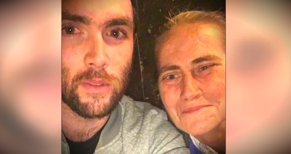 Restaurant Won't Give Water To A Homeless Woman, So He Steps In