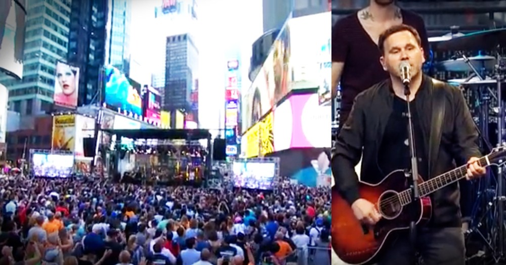 Matt Redman Just Turned Times Square Into A Church And It's Amazing