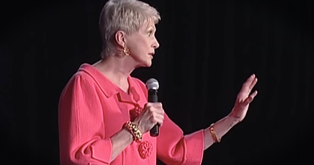 Jeanne Robertson Shares Her Hilarious Experience With A Fashion Stylist