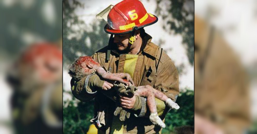 Firefighter Cradling Bloody Baby In Iconic Photo Talks About That Day