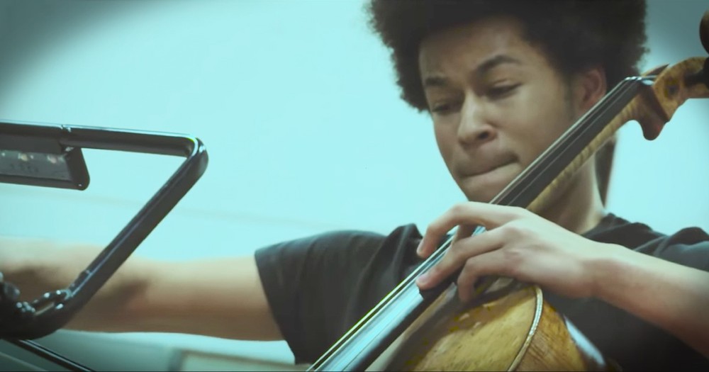 17-Year-Old Cellist Plays New Arrangement Of 'Hallelujah'