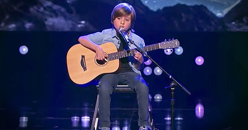 8-Year-Old Guitarist Performs Stunning Rendition Of 'Blackbird'