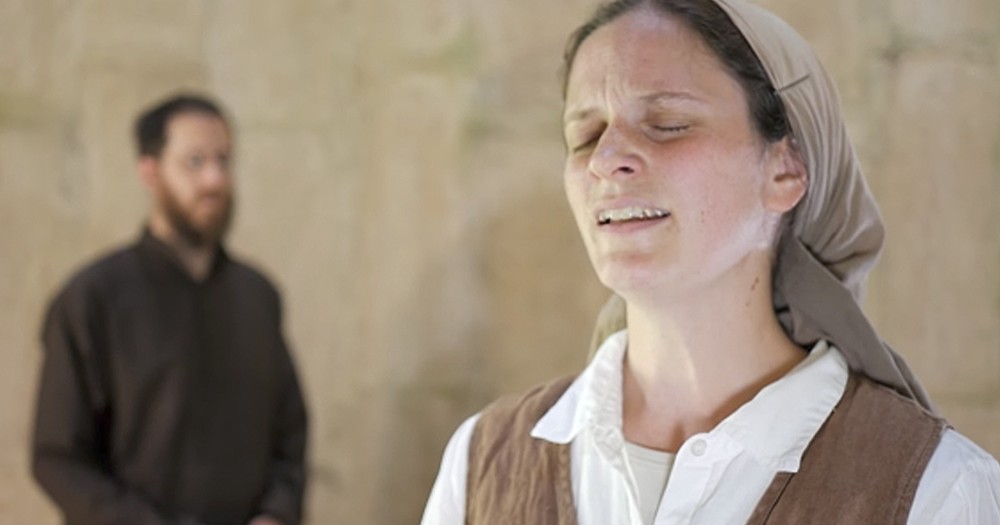 Couple Sings Beautiful Cover Of 'It Is Well With My Soul' In A Silo