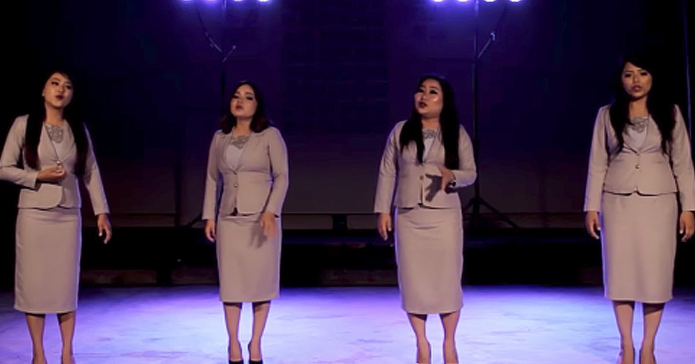 4 Woman Sing Breathtaking Rendition Of 'The Prayer'