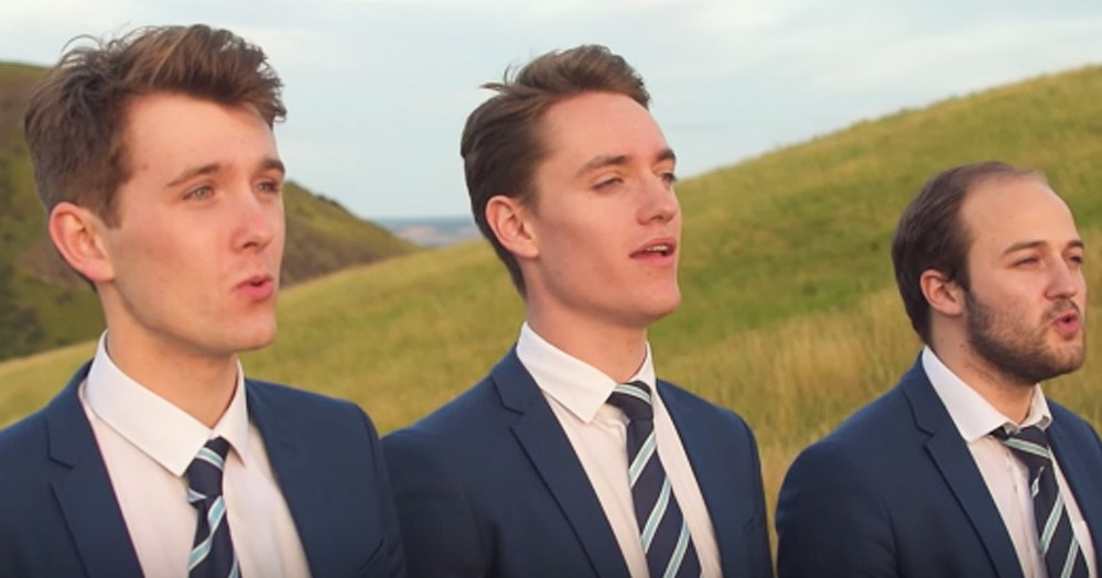 A Cappella Men's Group Gives Breathtaking Performance Of 'Moon River'