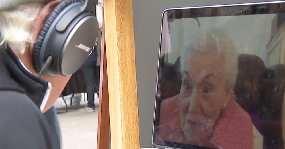 Random Laptop Connects Strangers With 100-Year-Old Granny
