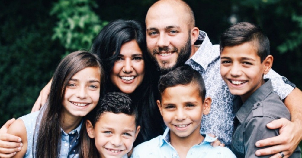 Family Members Hilarious Reactions To Couple Adopting 4 Kids Go Viral