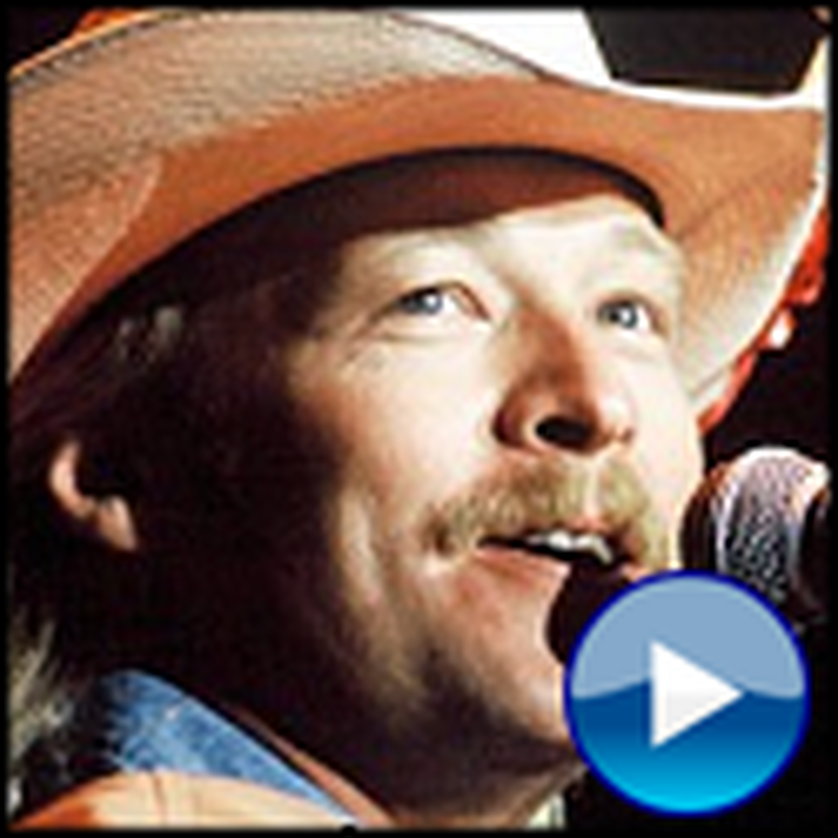 Watch Alan Jackson Sing A Live Version Of Blessed Assurance Beautiful And Moving