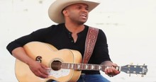 Coffey Anderson's Patriotic Song 'Memorial Day' Pays Tribute to the Price Fallen Heroes Pay for Us