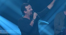 Casting Crowns And Matthew West Perform 'Nobody' At Dove Awards