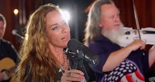 Loretta Lynn's Granddaughter Tayla Sings 'Coal Miner's Daughter' And Does Her Memaw Proud