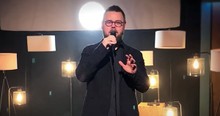 Pastor Todd Tilghman On The Voice Cinches Win With Moving Performance of 'I Can Only Imagine'