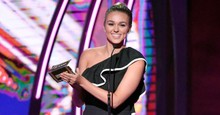 Sadie Robertson Encourages Young Christians to Bring Their Bibles to School