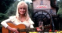 Dolly Parton Stuns Again: Dollywood to Pay 100% of Tuition for Workers Seeking Higher Education