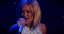 Carrie Underwood Sings 'Something In The Water'