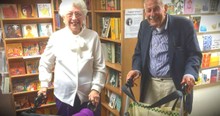Two 90-Year-Olds Meet For A Blind Date And The Internet Swooned