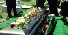Pregnant Mom Of 5 Becomes Widow And Community Response Is A Lesson For Us All
