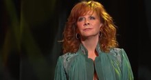 Live Performance Of 'Back To God' By Reba McEntire That Is Sure To Bring On The Chills